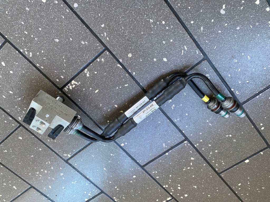 фото №1, Провода масляные подвеска pdcc porsche 911 991