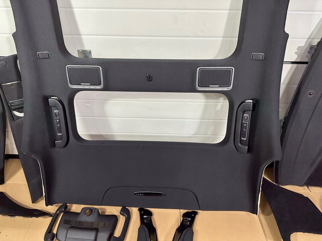 фото №8, Потолок, потолок, czarna mercedes s w222 короткий панорама