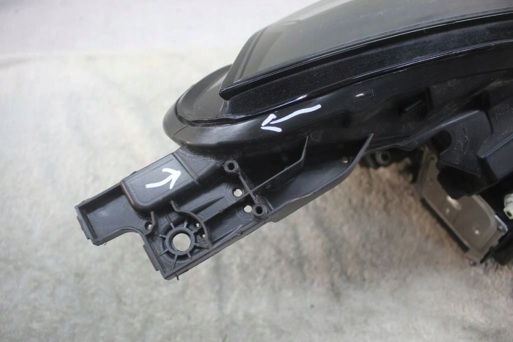 фото №4, Лампа левая перед передняя renault captur ii 2 lift 260601693r