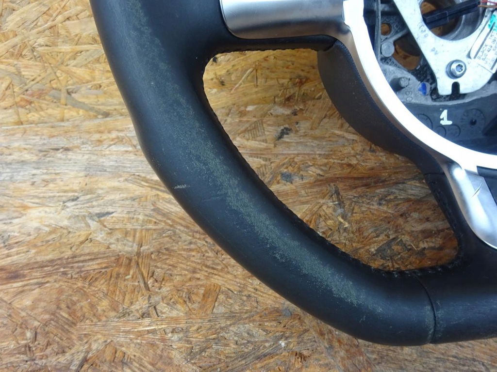 фото №8, Audi tt 8j a3 8p lift воздуховод кожа мультифункция s-line 8j0419091b