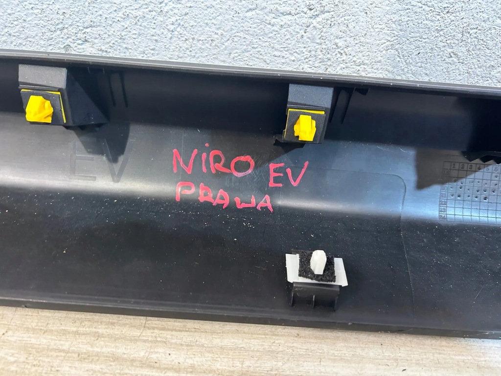 фото №6, Kia niro ev накладка поріг nowa права