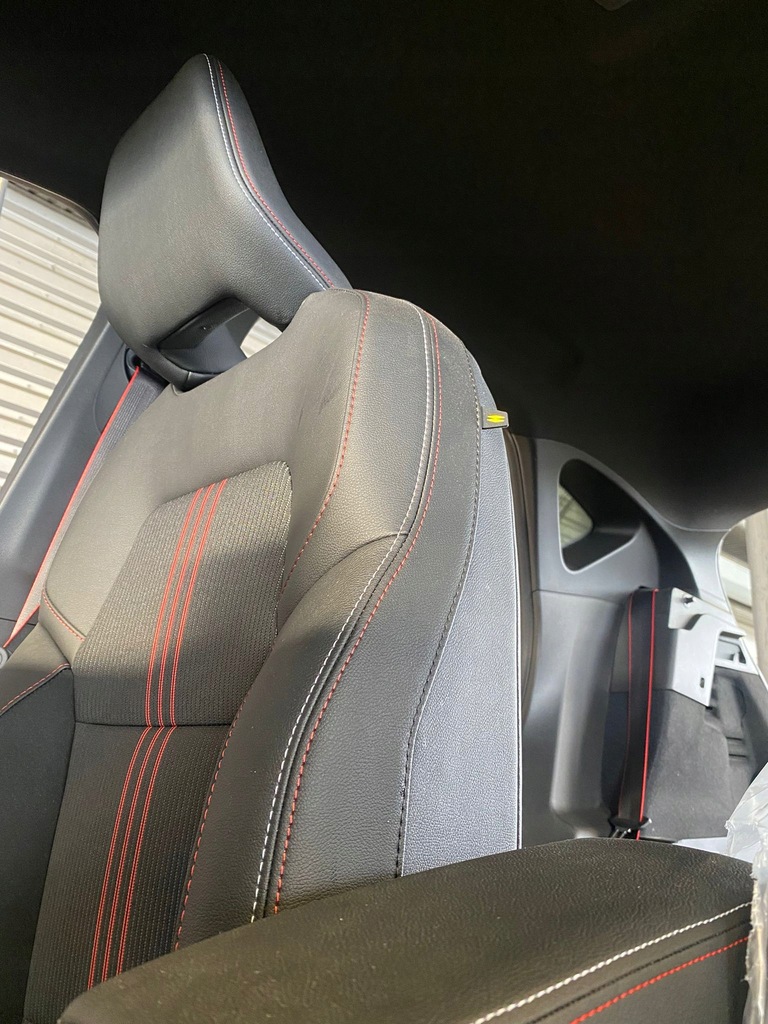 фото №1, Renault captur ii r.s. line czarna стеля дах