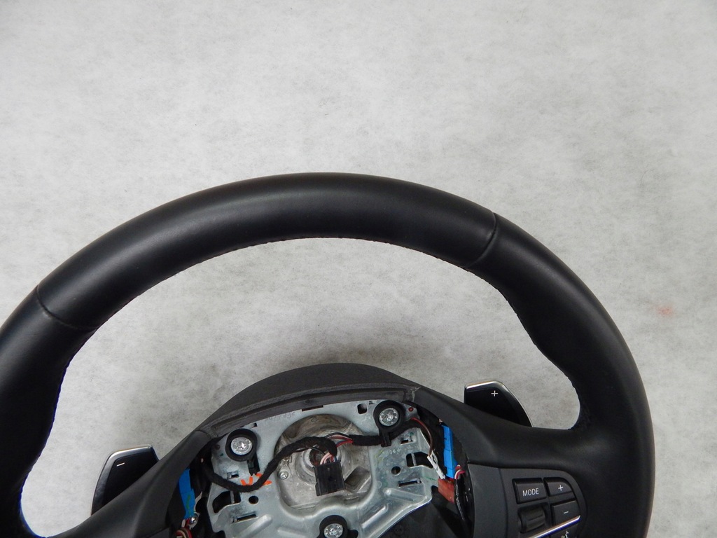 фото №5, Bmw x3 x4 f25 f26 - воздуховод лепестки переключения m-pak oryg