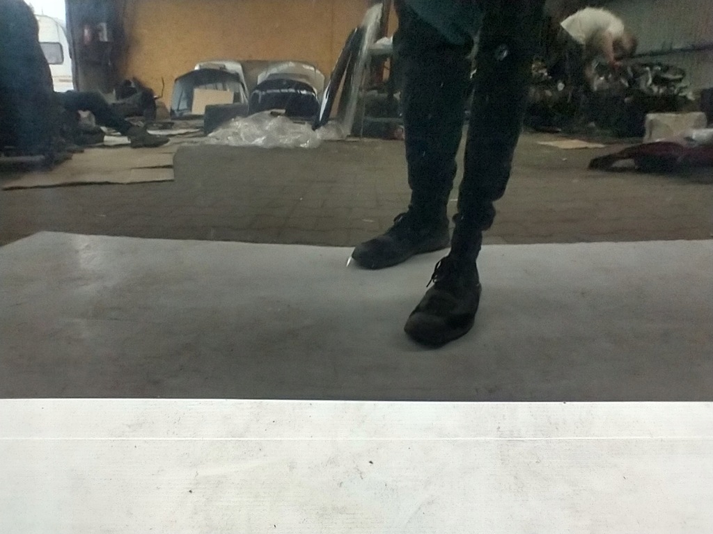 фото №12, Renault megane iii капот кришка двигуна