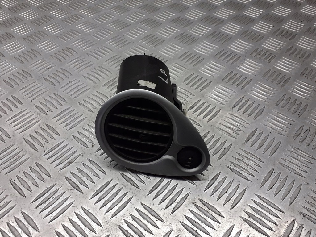 фото №1, Решётка левая обдув renault clio iii