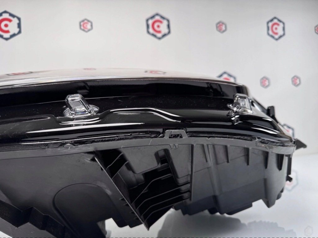 Фара ліва перед volvo xc90 2 full led 2015- в Україні