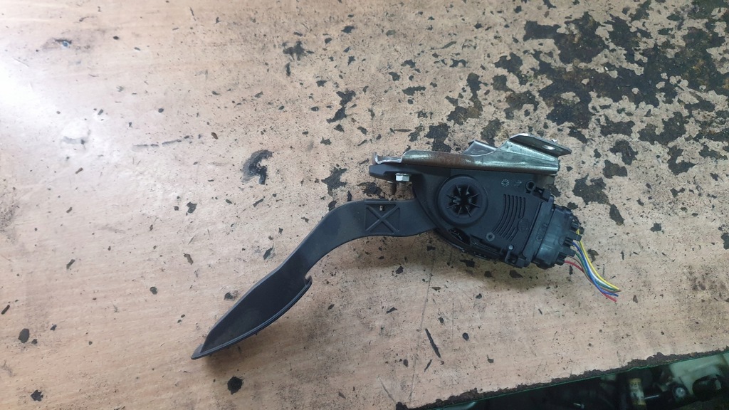 фото №1, Suzuki swift mk6 педаль потенциометр газа