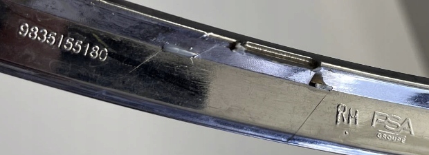 фото №8, Хром - рамка ободок - молдинг лампы - правая - opel mokka ii b 9835155180