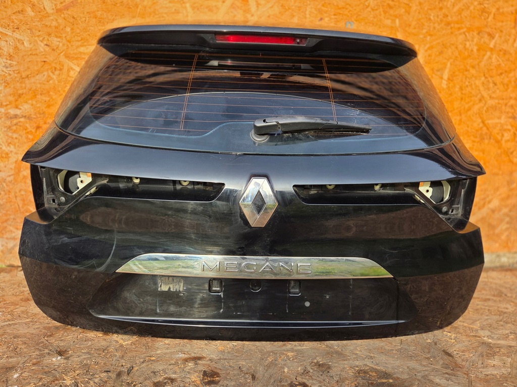 фото №1, Renault megane iv kombi крышка багажника задняя tegne