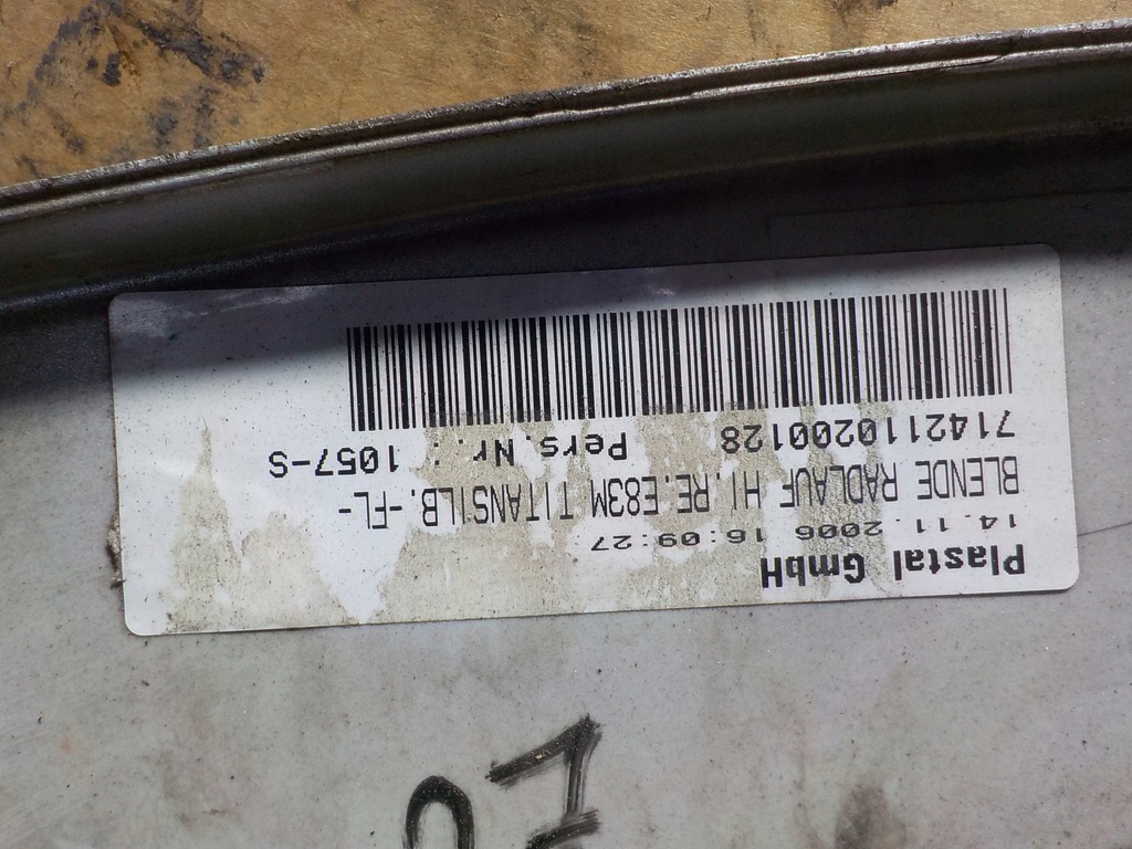 фото №6, Молдинг крыла правый задняя m-pakiet bmw x3 e83 2.0d