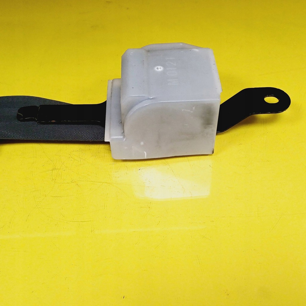 фото №9, Pas безпеки правий перед mitsubishi colt c1115 nr642