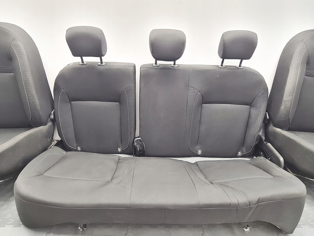 фото №11, Dacia sandero ii lift сиденья заднее сиденье