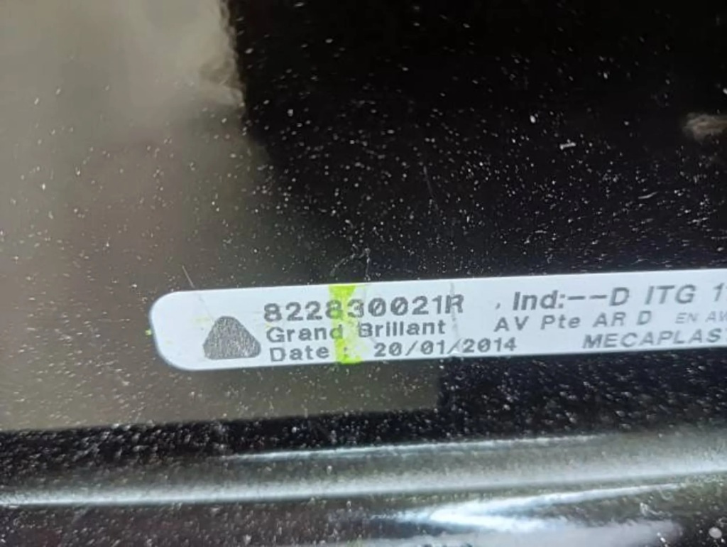 фото №3, M19 молдинг защита дверь правый задняя renault scenic iii