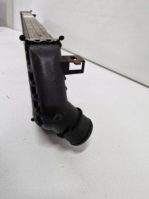 Volvo v40 2 2 1.6 d інтеркулер радіатор повітря 31319168 Доставка