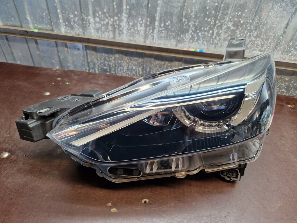 фото №1, Mazda cx-3 лампа перед левая full led 10 pin