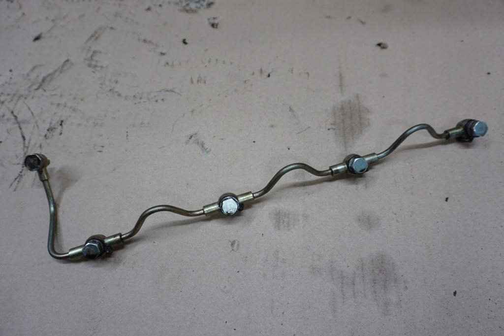 фото №1, Mitsubishi pajero iii молдинг зливна шланг трубка 3,2 did 00-06r