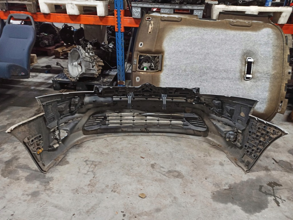 фото №11, Citroen c4 grand picasso бампер передний серебристый