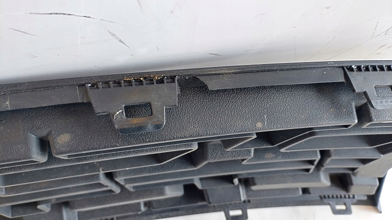 фото №4, Dacia duster решётка радиатора