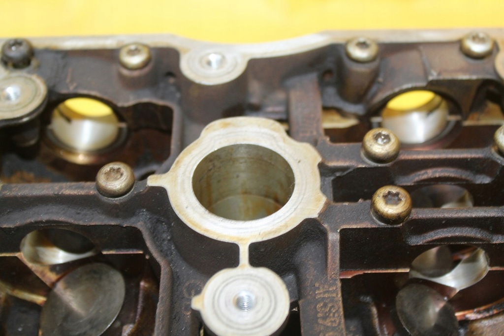 фото №8, Головка двигателя a6 c5 a8 d3 3.0 asn 06c103373f