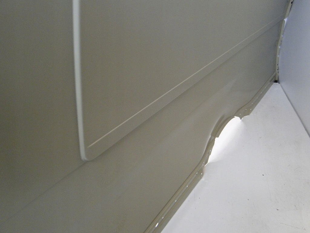 фото №12, Mercedes sprinter 910 крыло задний левый стена