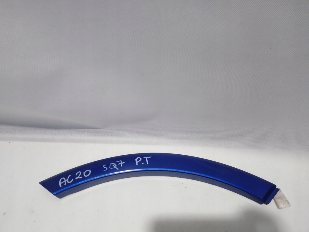 фото №1, Audi sq7 молдинг дверь правая задняя 4m0854820e