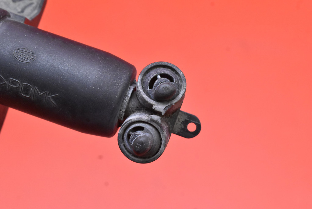 фото №8, Омыватель фары правый 3u0955979 skoda superb 2 ii 08-13