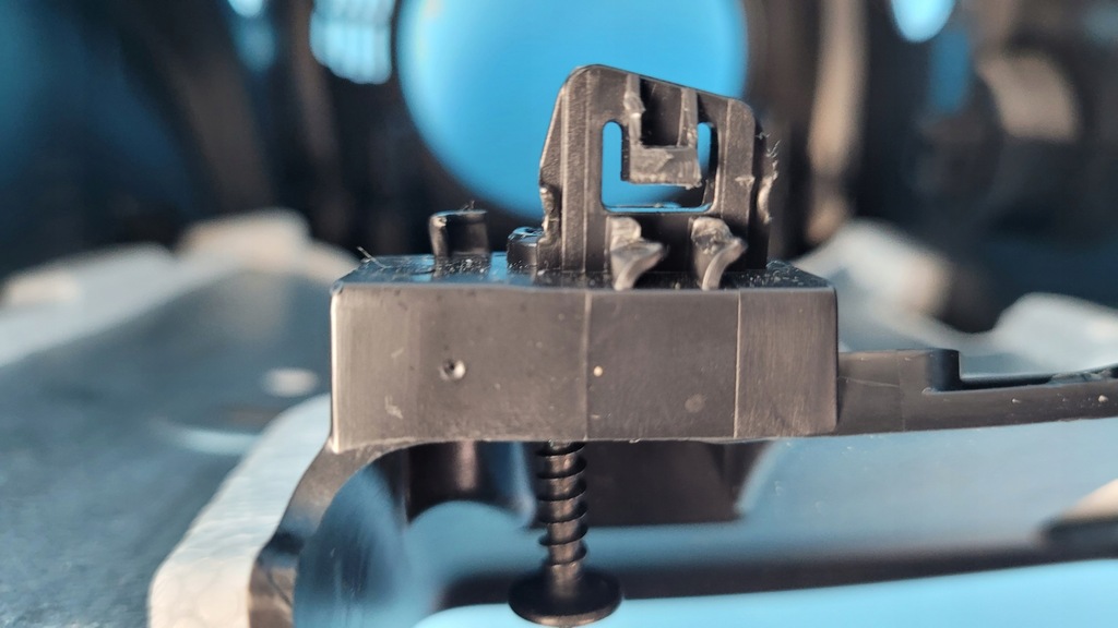 фото №13, Peugeot 308 iii p5 21r корпус колонки рулевого 98305964zd