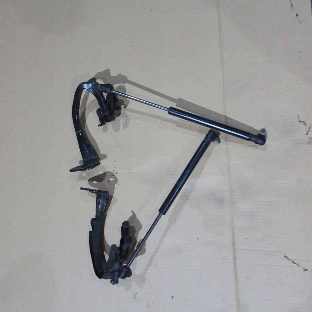 фото №1, Петли крышки багажника амортизаторы bmw gt5