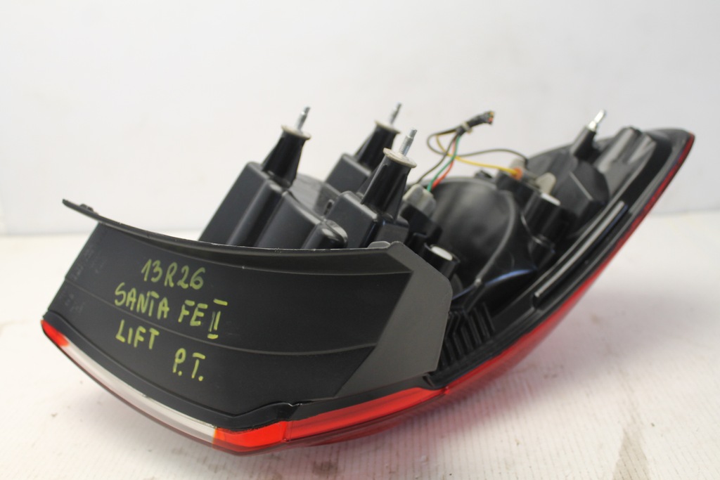 фото №10, Лампа задняя правый задняя santa fe ii lift 2010