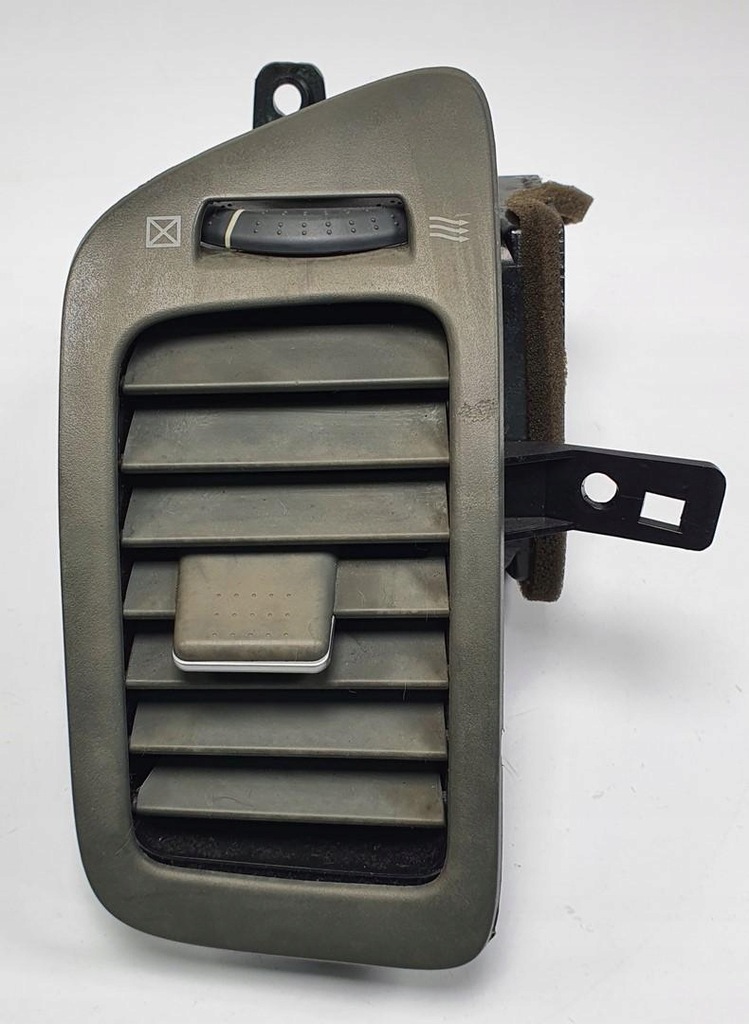 фото №1, Решётка обдув левая nissan primera p12 68761av601