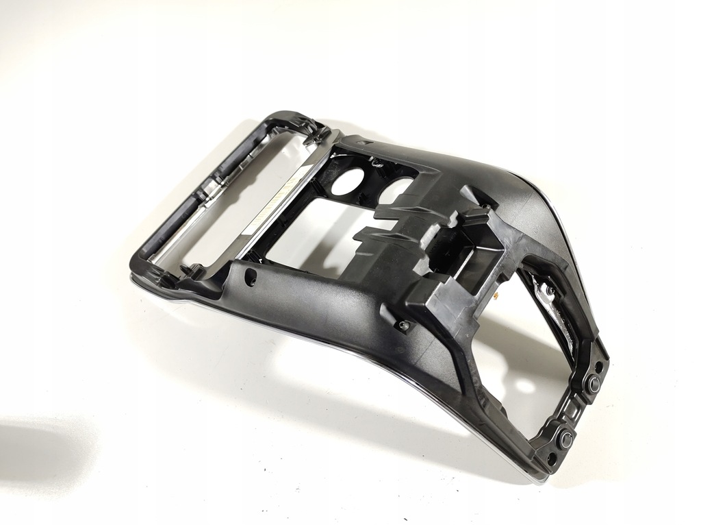 фото №14, Volvo v40 12- рамка панель радіо обдув