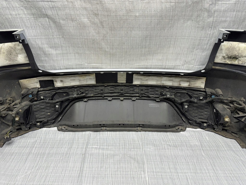 фото №8, Бампер задняя задний jaguar e-pace