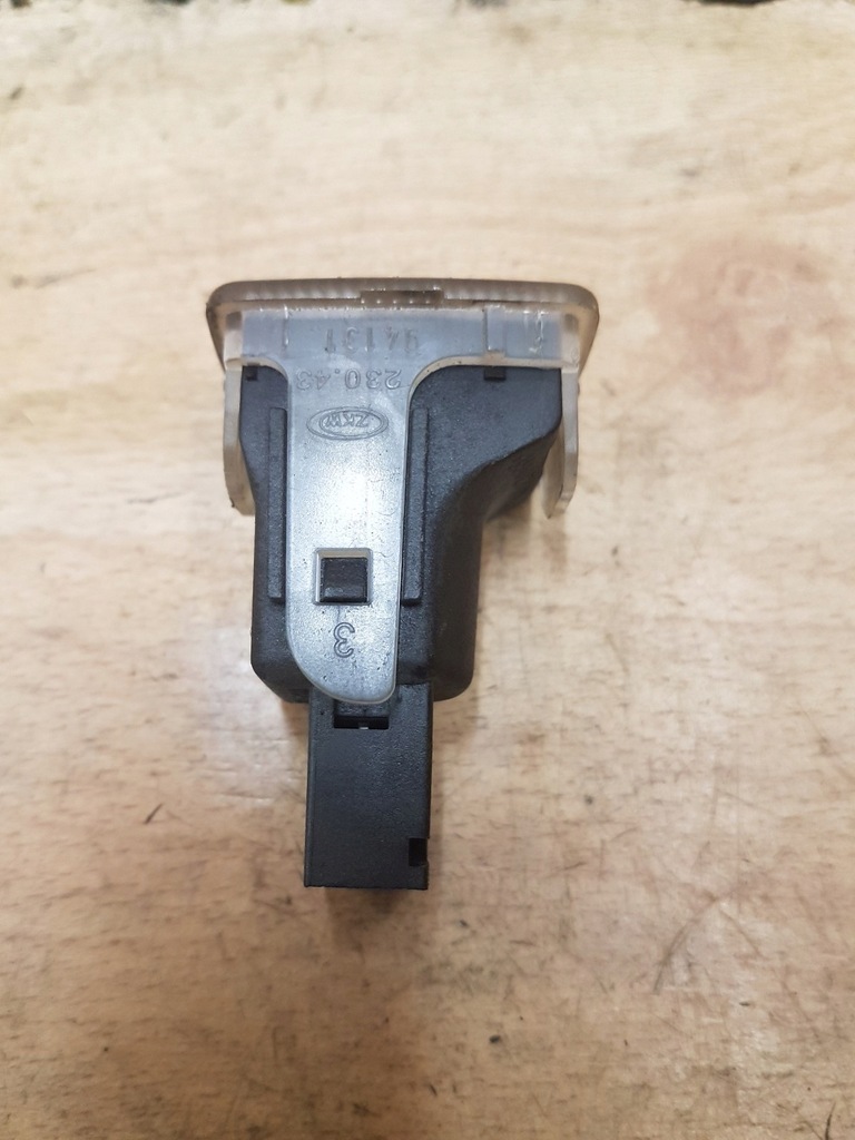 фото №2, Лампа освещение салона volvo s80