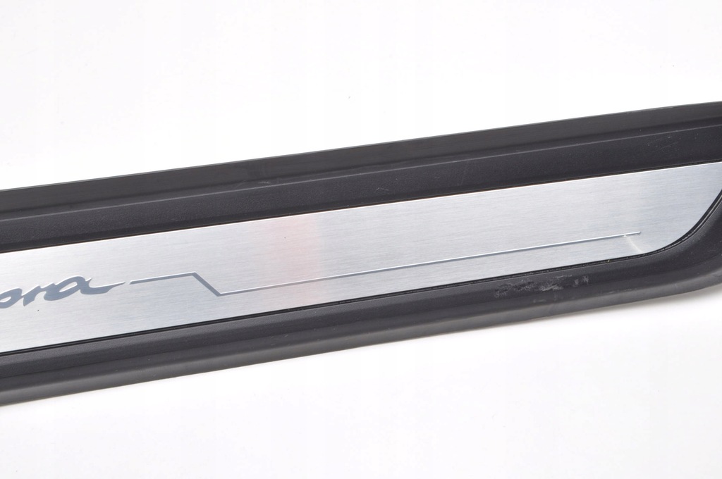 фото №6, Toyota supra mk5 gr накладка порог левая 23r 9880796