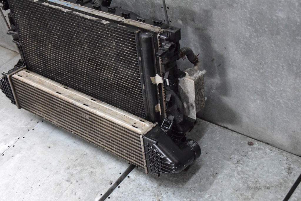 Land rover freelander 2 2,2 td4 радиатор вентилятор комплект с Разборки