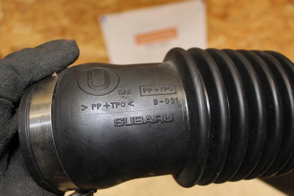 фото №8, Труба фильтра воздуха subaru legacy forester impreza 2.0r ej204