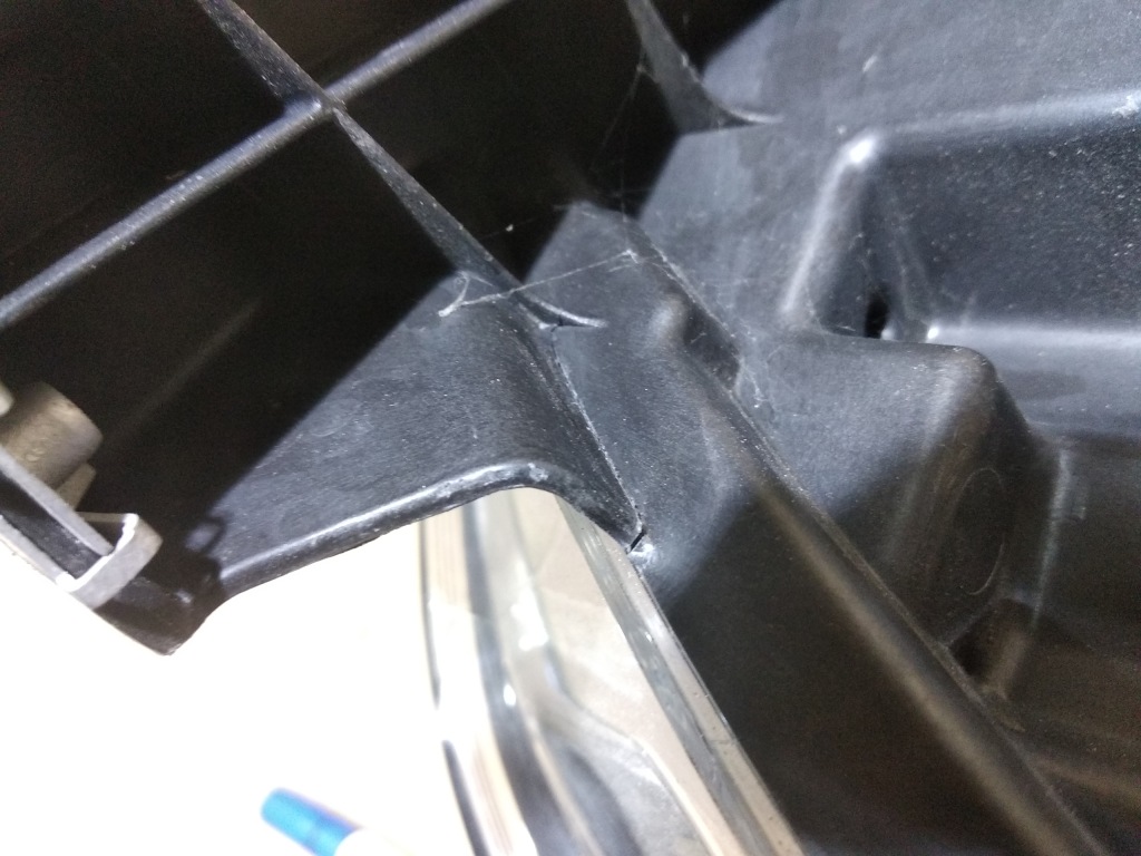 Mercedes x klasa 470 led фара правая передняя в Украине