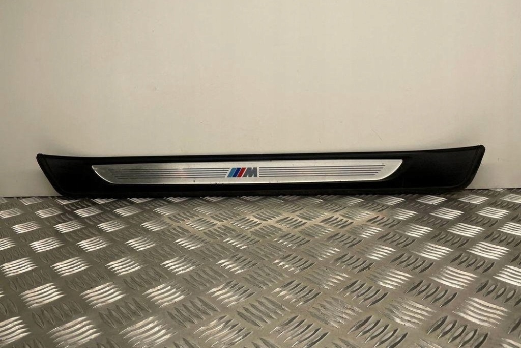 Передня ліва накладка декоративна порога  bmw 3 touring e91 7907151 3.0l дизель в Україні