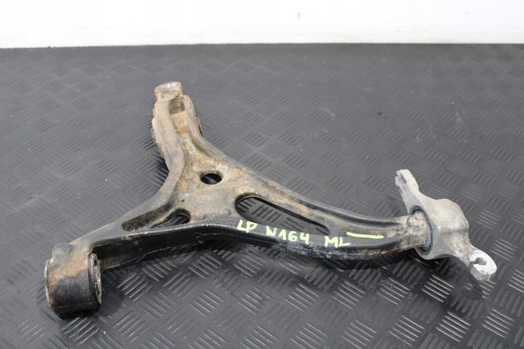 фото №1, Важіль лівий перед mercedes ml w164