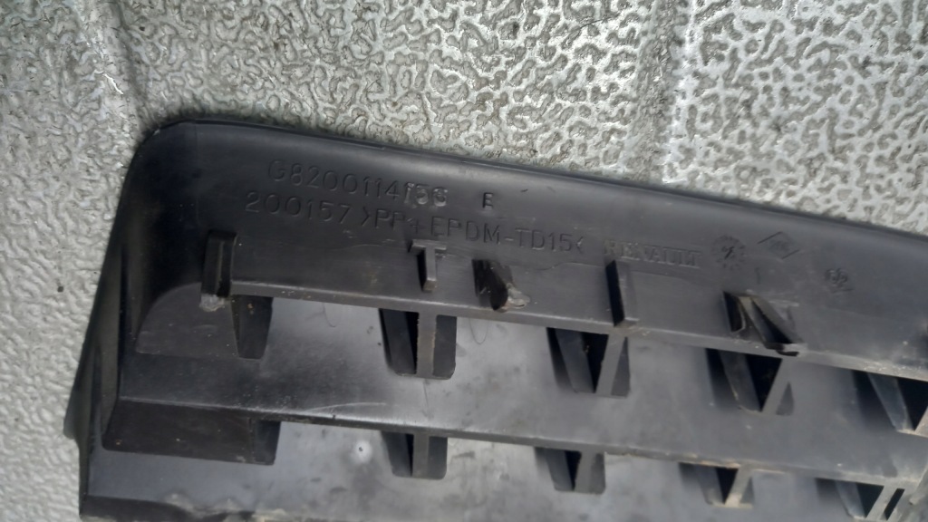 фото №3, Решітка нижня бампера передній renault megane ii 8200114156