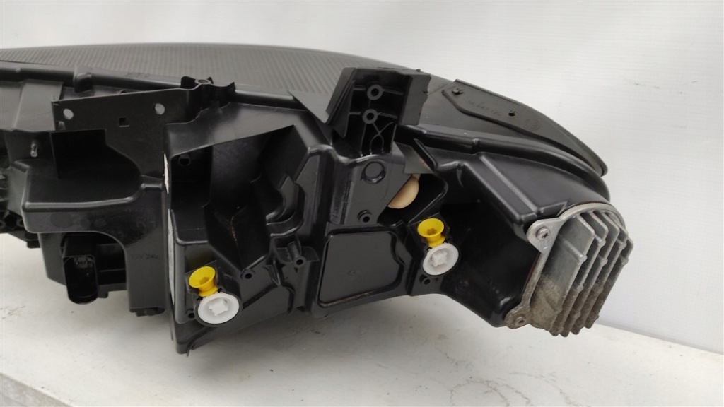 фото №11, Лампа права перед vw id3 id.3 10b po 19 10b941036c