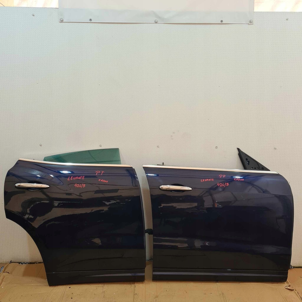 фото №1, Maserati levante двері передні задні праве 426