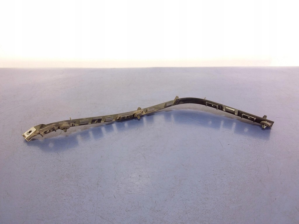 фото №1, Discovery sport напрямна бампера правий задня