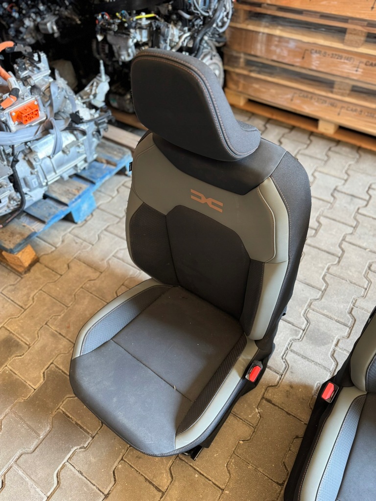 фото №13, Сиденья заднее сиденье сиденья салон обивка dacia duster iii 2024 2025