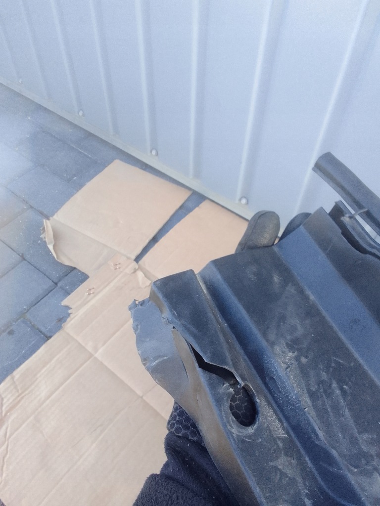 фото №10, Lexus ux 250h 20- жабо пластиковый 55708-76050/60 usa