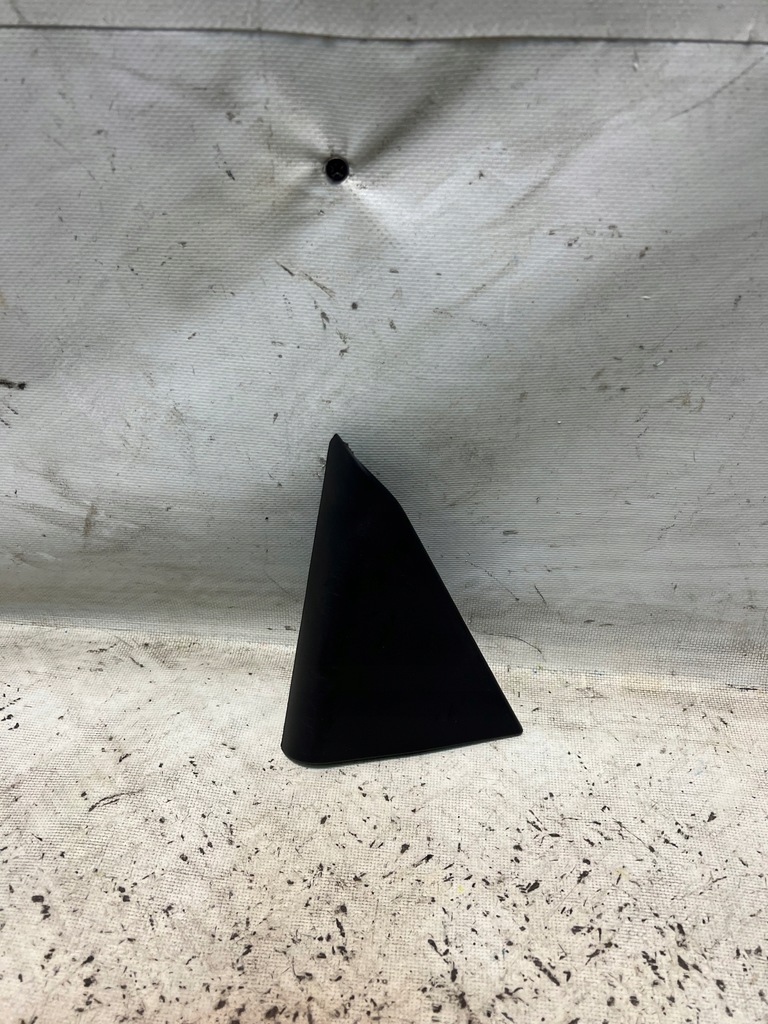 фото №1, Hyundai tucson ii треугольник защита дверь правый задняя