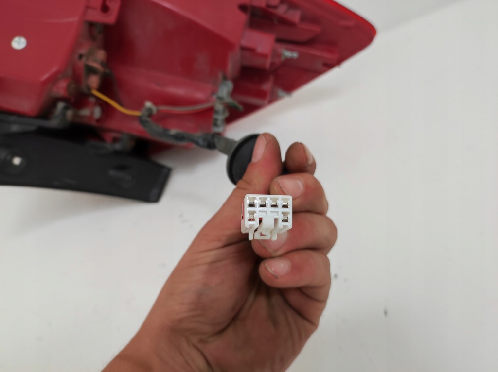 фото №7, Лампа права задня led ceed ii 2 hb