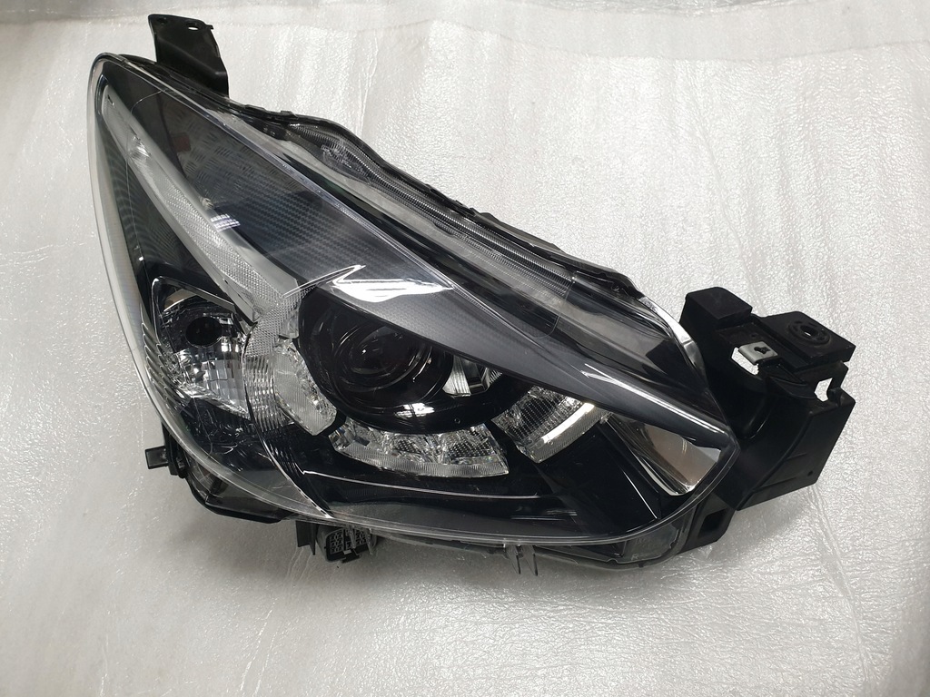 фото №1, Mazda 2 ii full led
