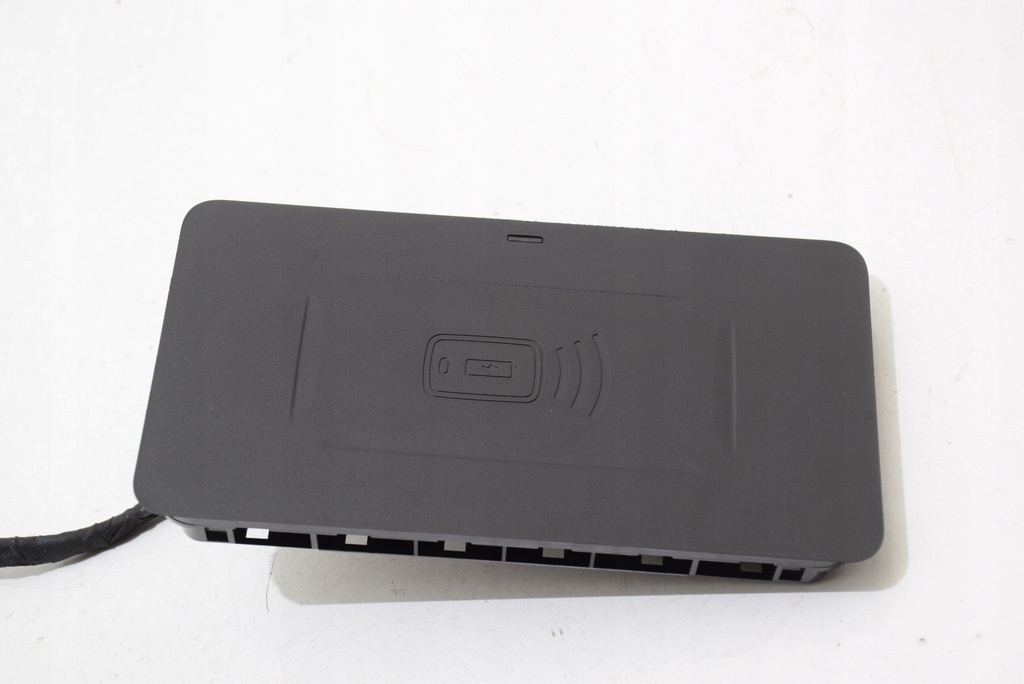 фото №10, Bmw x3 g01 x4 g02 полиця бардачок зарядний пристрій індукційна телефону wca nfc