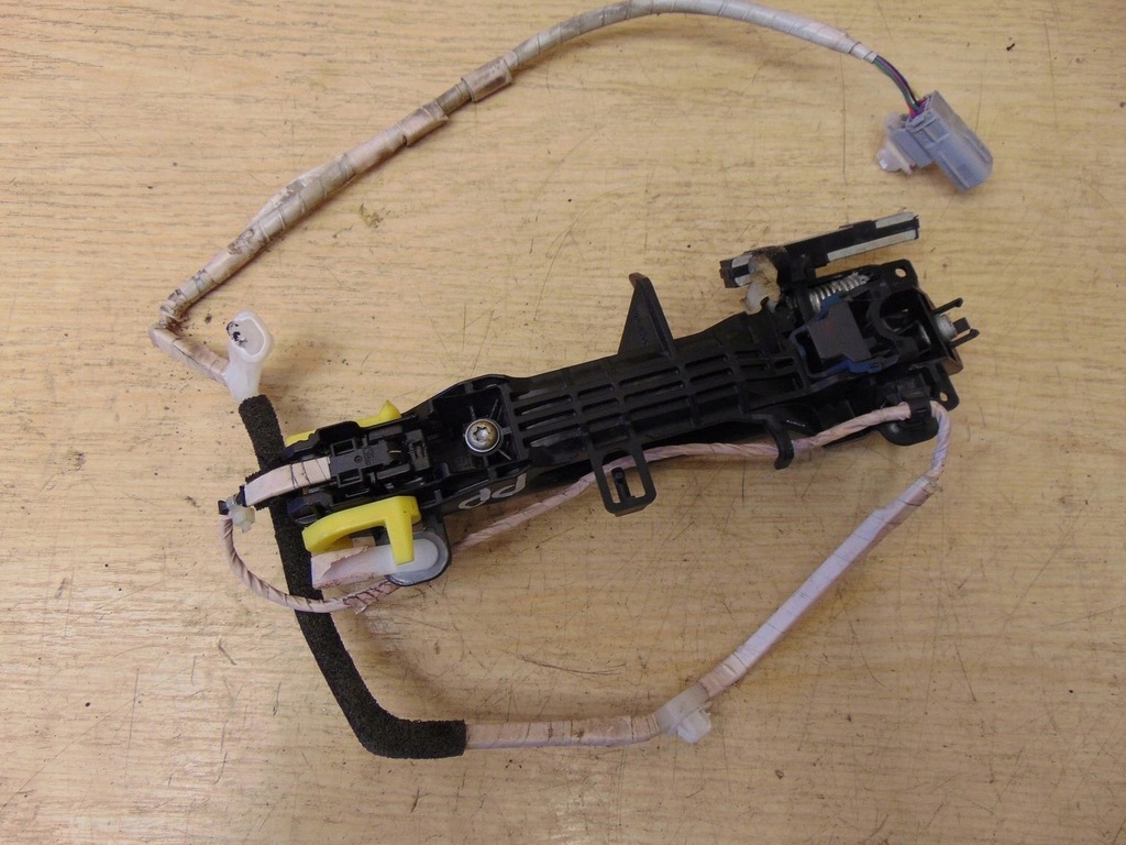 фото №11, Ручка zew. левая перед toyota iq europa smart key